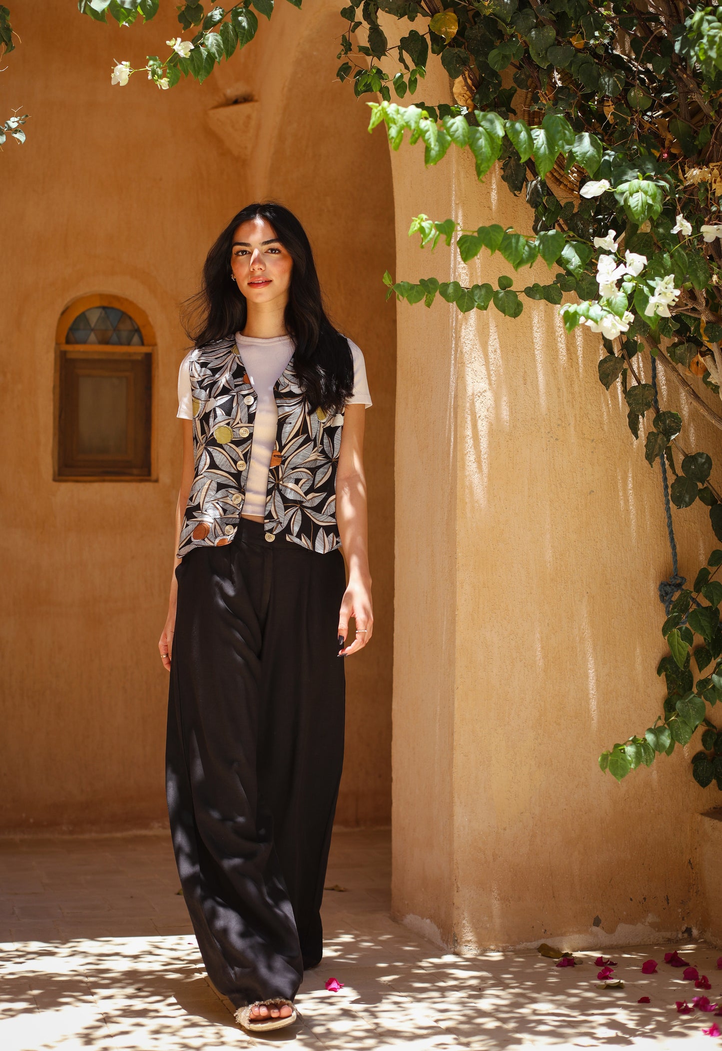 BLACK LINEN WIDE-LEG TROUSERS