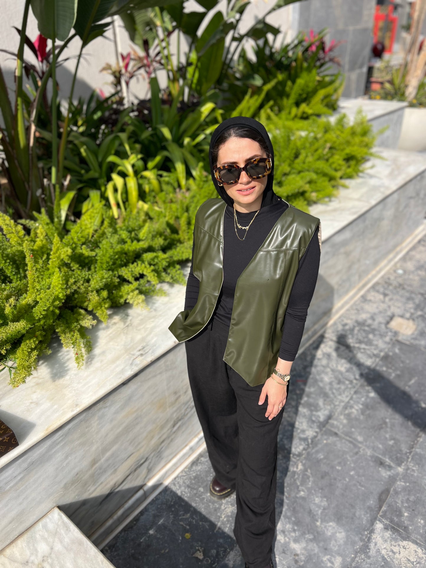 Reverse olive x beige vest